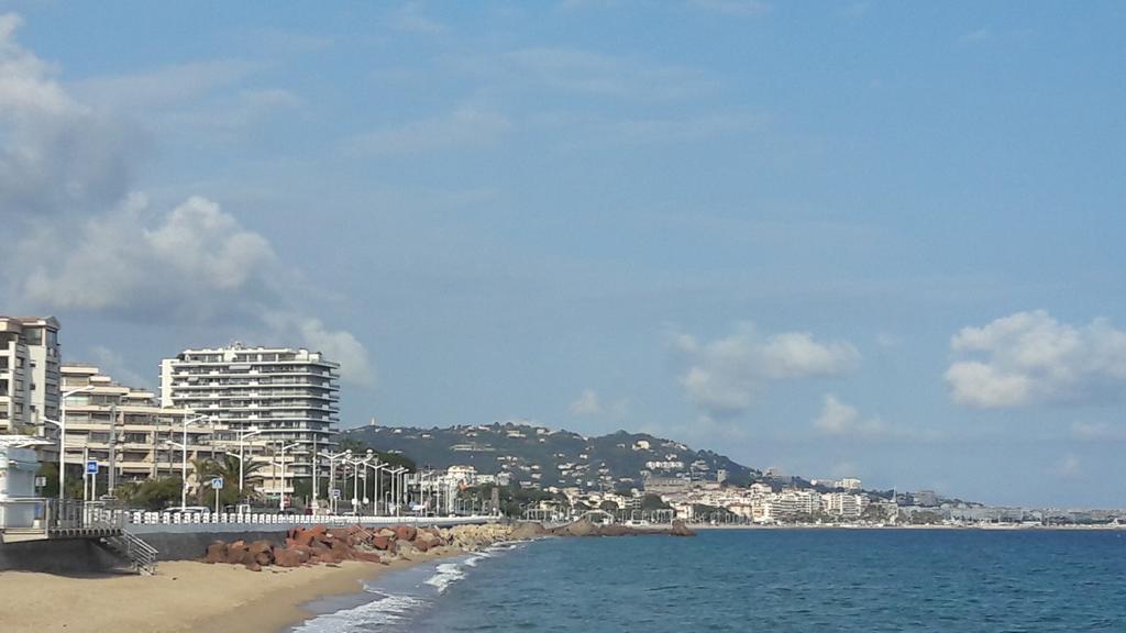 Agreable Chambre D'Hote A 50M De La Mer Cannes Exteriér fotografie